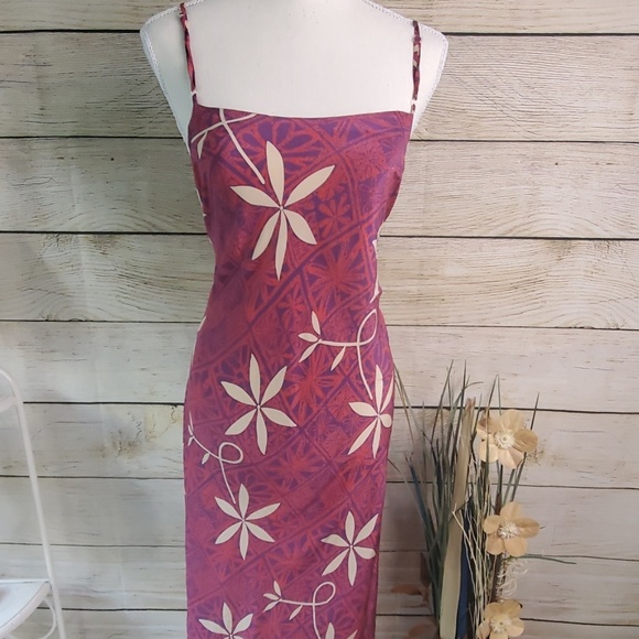 An Original Avanti Dresses & Skirts - An Original Avanti Authentic Hawaii Slip Dress